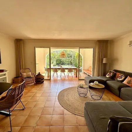 Les Restanques Maison 9 Pins 3 *